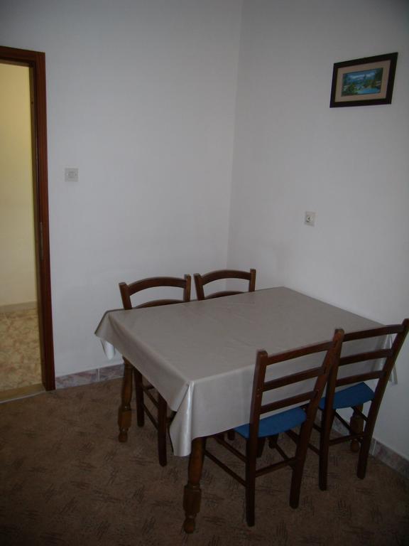 טרוגיר Marina Apartment חדר תמונה